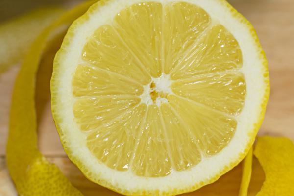 土命人应佩戴的首饰:助运提升和谐气场的秘密武器 土命人应佩戴的首饰:助运提升和谐气场的秘密武器