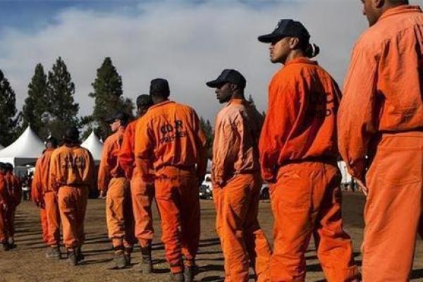 命理与红色汽车:揭示你的命中注定的车色选择 命理与红色汽车:揭示你的命中注定的车色选择