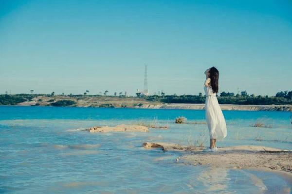 探索己丑日丙子时的命理奥秘:解锁命运的钥匙与人生的智慧 探索己丑日丙子时的命理奥秘:解锁命运的钥匙与人生的智慧