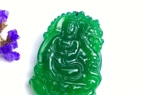 木命人士适合的摆件材质，助你提升运势与气场！