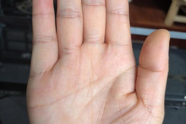 手相风水揭示何种命运不佳，值得一探究竟！