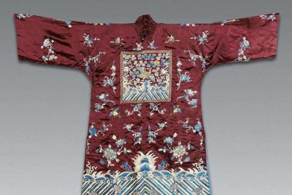 探秘告命夫人的身份与魅力——揭开她背后的故事与职责