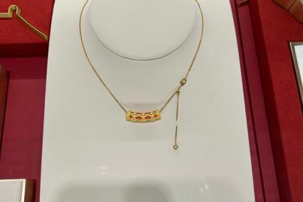 太阳火命者的魅力:适合的饰品推荐与搭配秘诀 太阳火命者的魅力:适合的饰品推荐与搭配秘诀