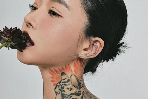 火命女生适合的纹身选择，点燃她们的热情与魅力！