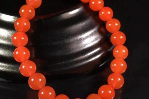 火命人的最佳佩戴物品与风水解析