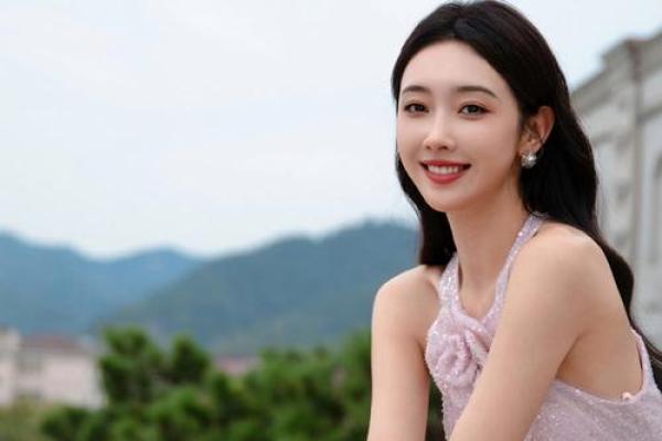女人如菜籽，滋养生命之花，如何培育自己的命运？