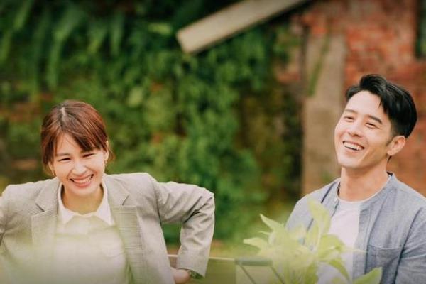 1985年的命运：命配偶的爱情与人生旅程