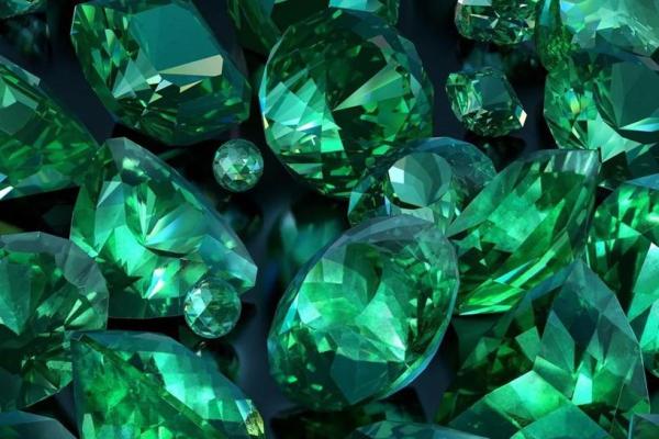 火命君主：如何选择最适合的项链，提升运势与魅力？