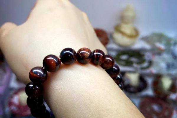 水命木命适合佩戴的手串推荐与选择指南 水命木命适合佩戴的手串推荐与选择指南