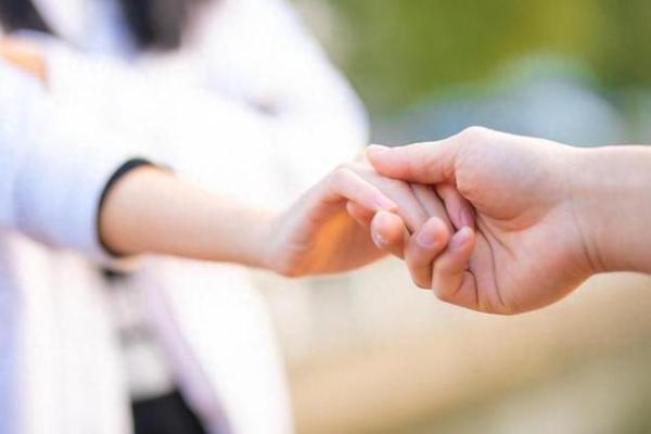 根据什么命的夫妻最漂亮，揭示幸福爱情的秘密！
