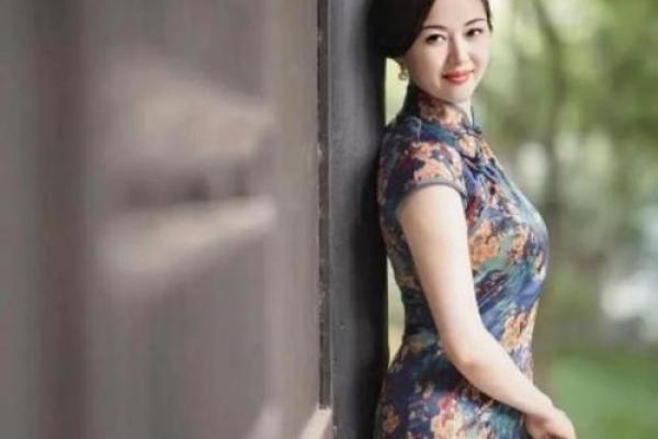 属牛女的富贵命:独特运势与人生智慧的结合艺术 属牛女的富贵命:独特运势与人生智慧的结合艺术