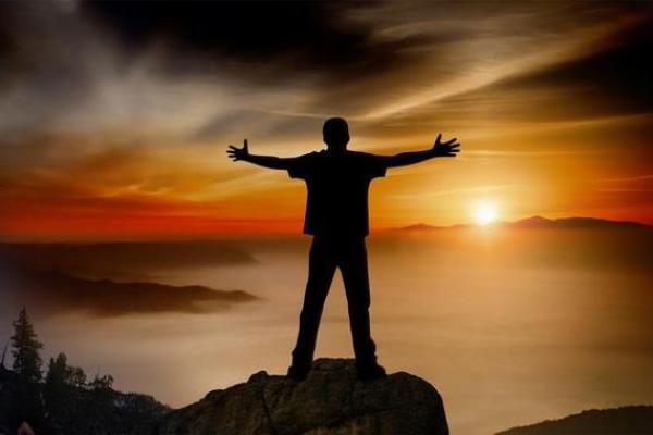 天生血热的人命运解析：热情与挑战并存的人生旅程