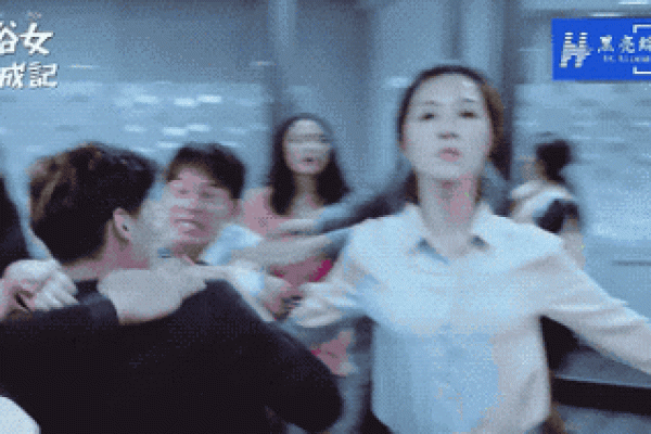 探寻后颈青色胎记的命运寓意，揭示生命的奥秘与运势