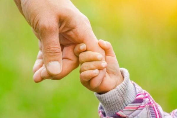 2021年出生的孩子命运解析：如何塑造幸福未来