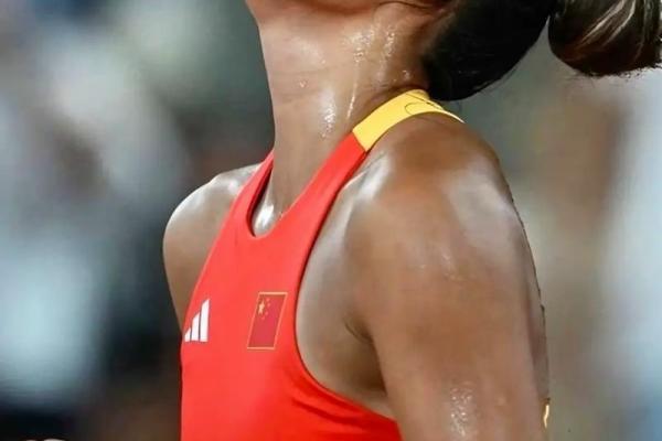 孤官无辅女命:独立、坚韧与智慧的女性命运探究 孤官无辅女命:独立、坚韧与智慧的女性命运探究