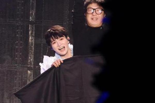 命运的旋律：后果与命格的交响乐