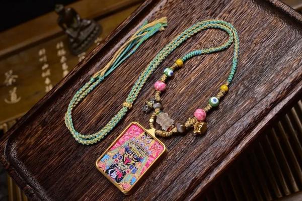 偏财女命与男命的最佳搭配解析，助你找到完美伴侣！