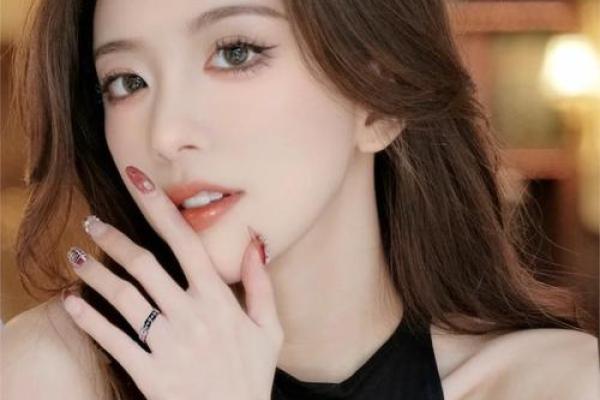 火命女性与哪些命理能更好地契合？探寻理想伴侣的秘密