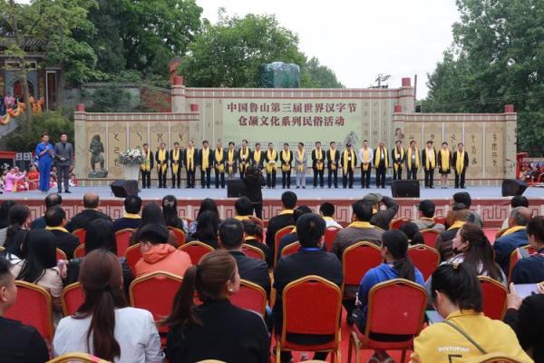 2000年:新千年里的科技变革与文化交融探秘 2000年:新千年里的科技变革与文化交融探秘