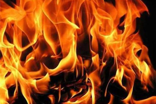 火命女人必备的配件：提升气质与运势的秘密武器