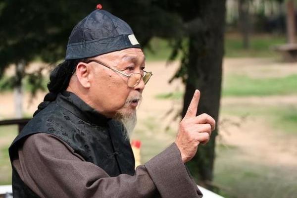 1960年腊月的命运解读：命理中的精彩篇章