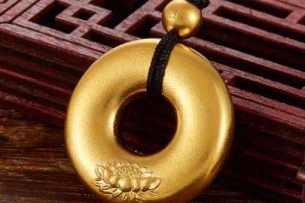 海中金命佩戴平安物的最佳选择与秘笈 海中金命佩戴平安物的最佳选择与秘笈