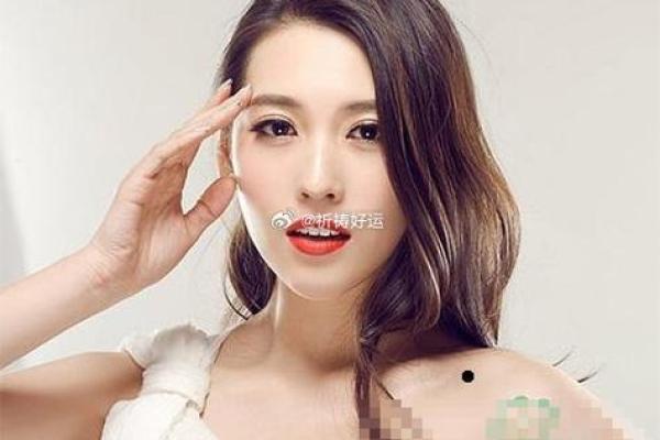 面相解析：为何这些女孩注定拥有桃花运
