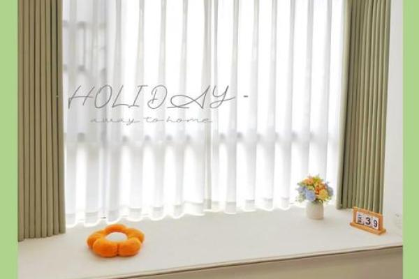 火命人士的窗帘颜色选择指南，巧妙搭配助力家居风水与生活品质