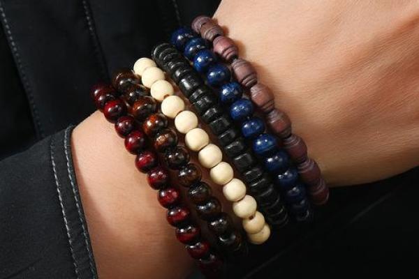 木命人适合佩戴的手链推荐与意义解析 木命人适合佩戴的手链推荐与意义解析