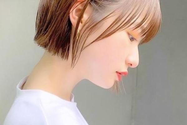 土命人适合的发型与色彩,展现个性魅力! 土命人适合的发型与色彩,展现个性魅力!