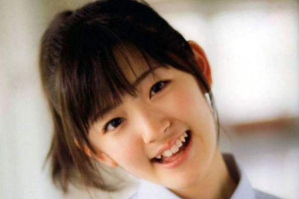 长虎牙的女人,命运的新奇与挑战 长虎牙的女人,命运的新奇与挑战