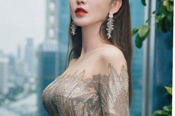 女人金命的最佳佩戴选择:打造靓丽与气场的完美平衡 女人金命的最佳佩戴选择:打造靓丽与气场的完美平衡