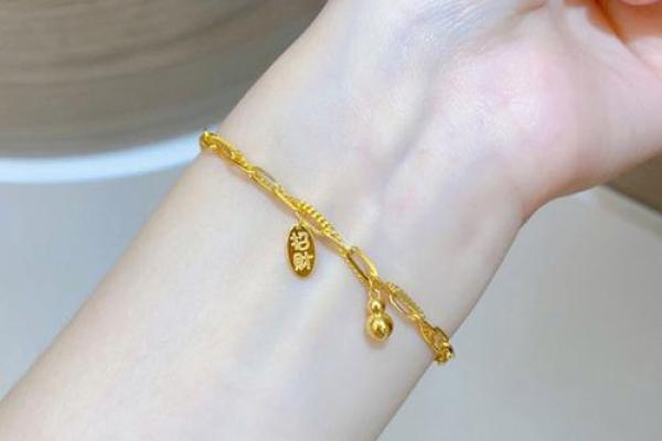 女人金命适合佩戴的招财饰品与风水搭配指南