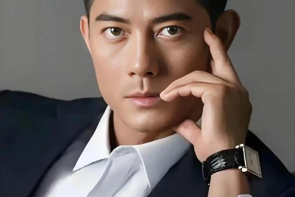 男人耳高于眉的命运解析：耳相与人生的秘密