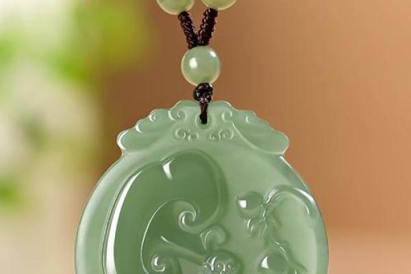 命里缺水的人适合佩戴的玉佩推荐与解释 命里缺水的人适合佩戴的玉佩推荐与解释