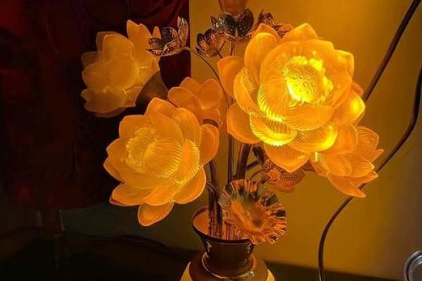 佛灯火命适合的颜色选择与运用指南