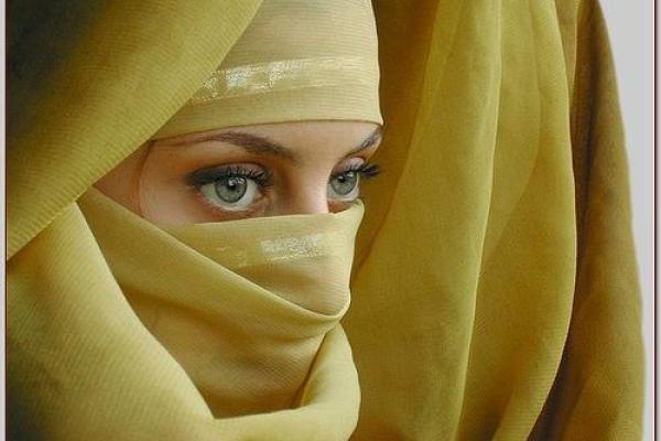 揭开娘娘命的神秘面纱:生日时辰对命运的深远影响 揭开娘娘命的神秘面纱:生日时辰对命运的深远影响