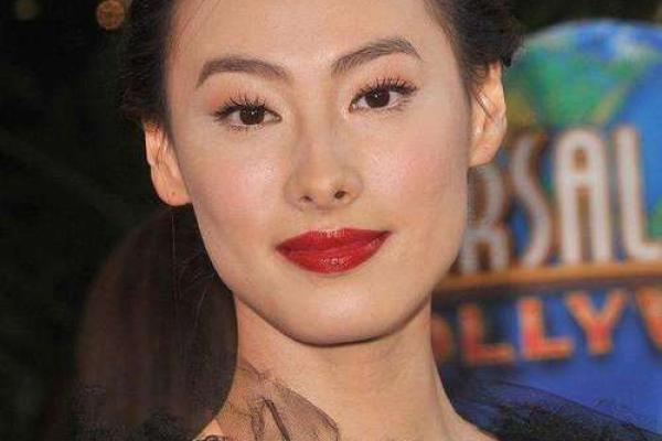 揭示天子命的女性面相特征,助你识别命中注定的她! 揭示天子命的女性面相特征,助你识别命中注定的她!