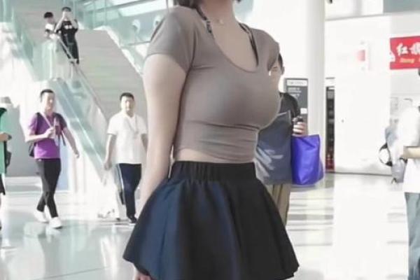 高挑女性的命运之美：从外貌到内心的双重魅力