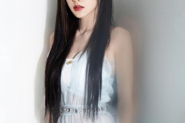 背后长发，命运的奇妙象征与解读