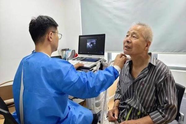男命120岁属什么命？揭秘长寿之道与命理智慧！