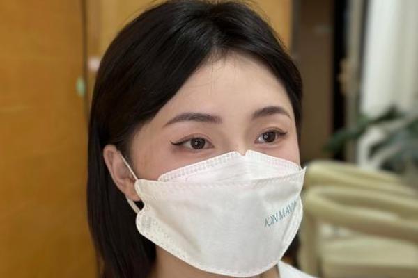 眉尾眉毛稀少的命运解析与改善方法