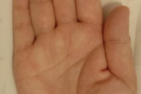 揭秘男生断掌手纹的命运：人生轨迹的独特印记