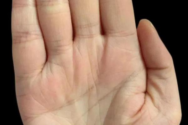 揭秘公主命的掌纹：你的命运与手掌有何关系？