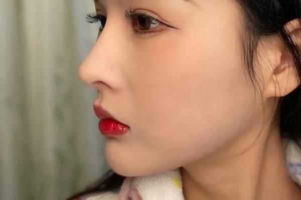 揭开女人鼻型与命运的秘密，看看你的鼻型是否影响你的运势
