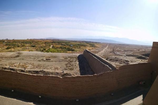 城墙土命的方位忌讳与生活指导