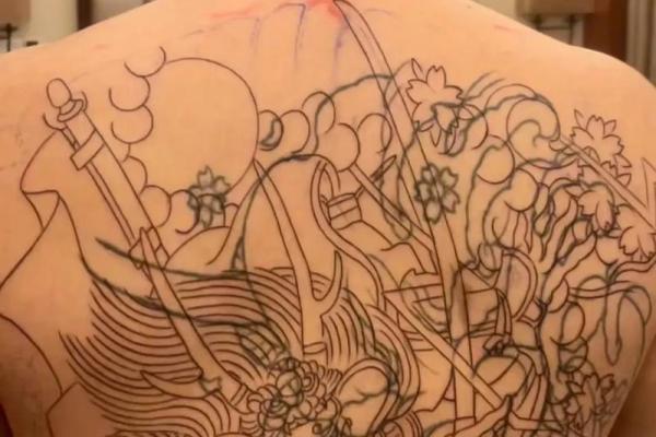 神秘玄武：适合哪些命人的纹身选择与意义探讨