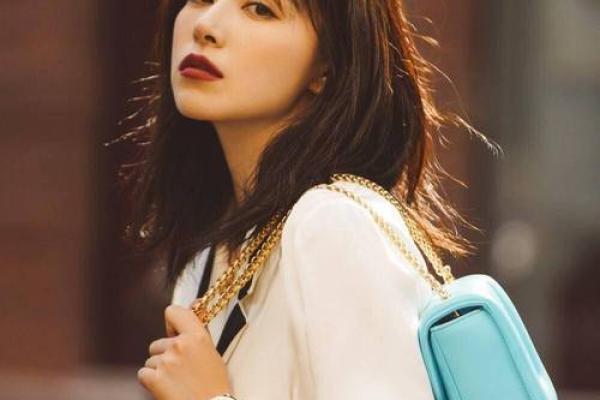 1998虎女命理解析：她们的独特人生与性格魅力
