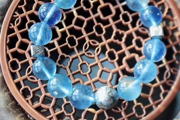 根据命格选择最适合的金饰，点亮你的生活与运势