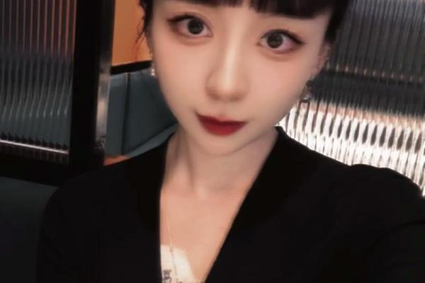 挑食男孩的命运：饮食习惯对人生的影响与反思